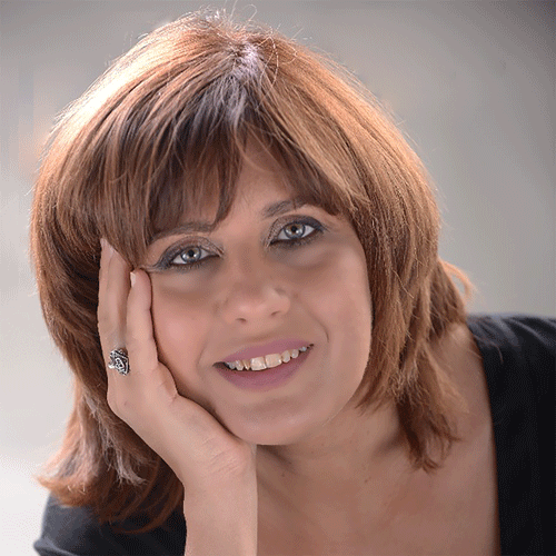 יהודית שמיר, מנהלת חשבונות וחשבת שכר